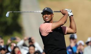 Woods y Peyton Manning contra Mickelson y Brady en torneo ben&eacute;fico