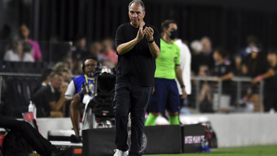 Nombran a Bruce Arena Técnico del Año de MLS por 4ta ocasión Nombran a Bruce Arena Técnico del Año de MLS por 4ta ocasión
