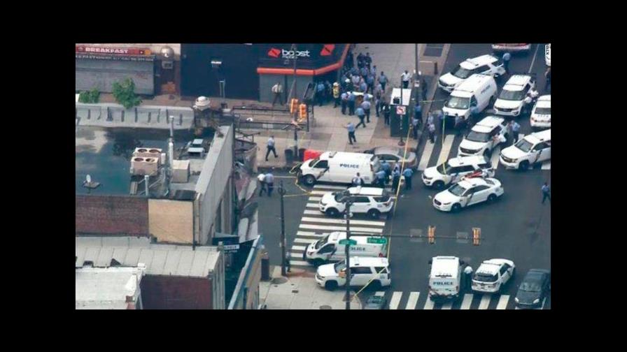 Varios policías resultan heridos en un tiroteo en Filadelfia Varios policías resultan heridos en un tiroteo en Filadelfia