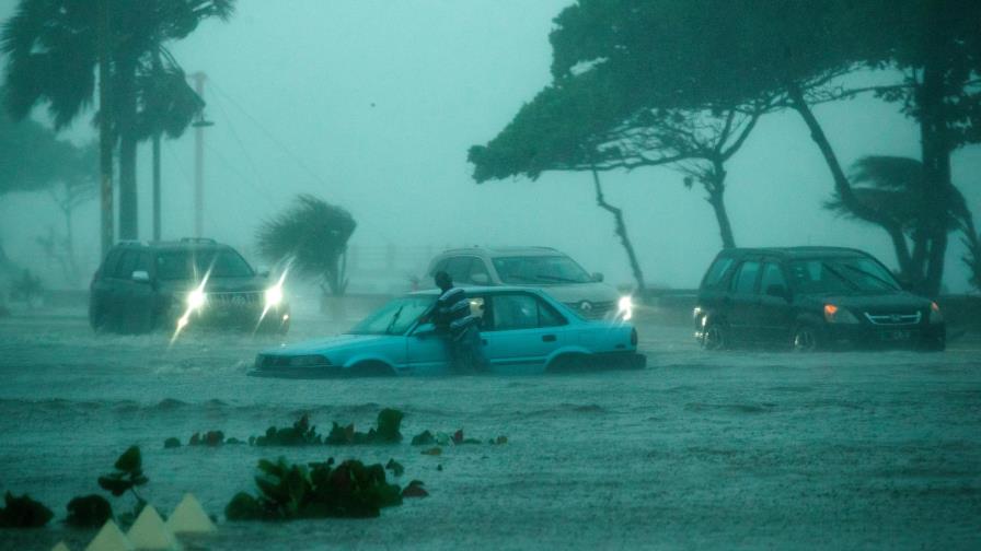 Fred desacelera su marcha sobre la costa norte de Cuba rumbo a Florida