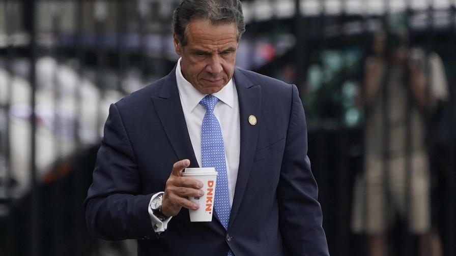 Qué se sabe, qué no y qué sigue tras renuncia de Cuomo