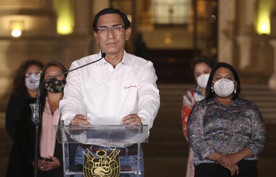 Miles marchan en repudio del nuevo presidente de Perú