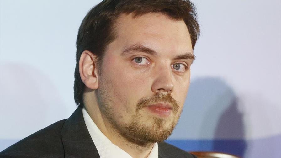 Primer ministro de Ucrania renuncia tras polémica grabación