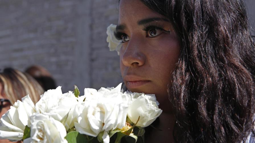 Caravana recuerda a víctimas de feminicidios en México