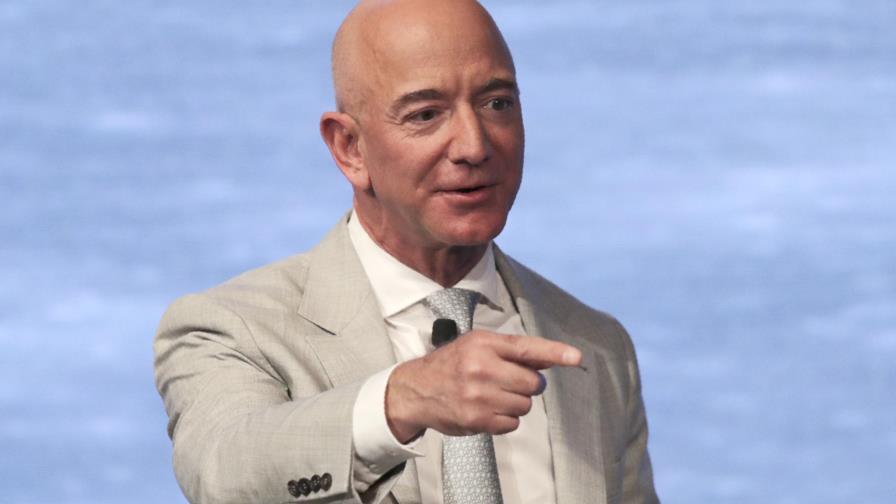 Bezos, Bloomberg entre los 50 mayores filántropos en EEUU
