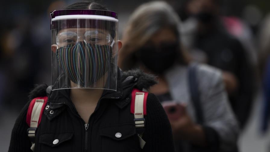 México: Acuerdo con 3 compañías para probar vacuna COVID-19