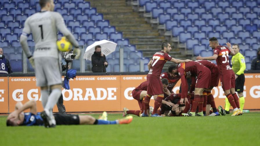 Roma sustrae empate en la agonía ante el Inter