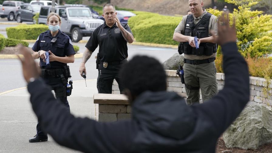 Estado de Washington lanza ambiciosa reforma policial