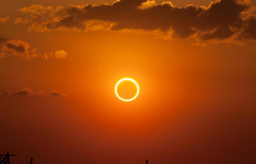 El primer eclipse solar anular de 2021 creará el llamado “anillo de fuego”