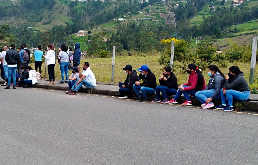Unos 75 muertos en enfrentamientos entre bandas en prisiones de Ecuador