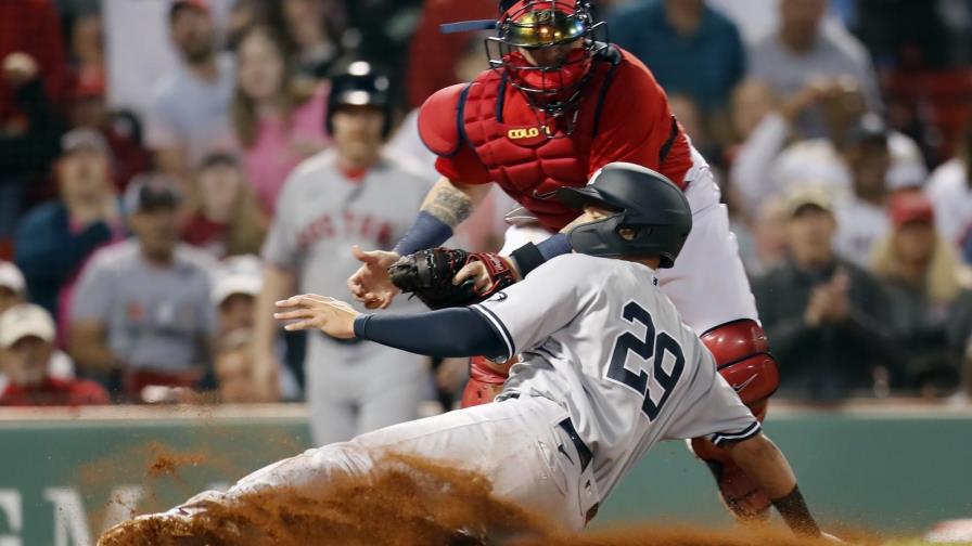 Medias Rojas aguantan y suman cuarto triunfo sobre Yanquis Medias Rojas aguantan y suman cuarto triunfo sobre Yanquis