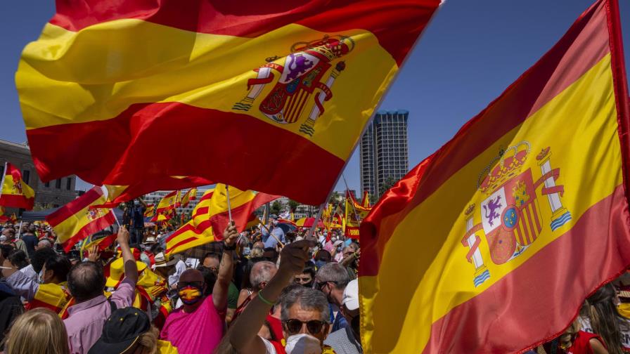 Conservadores españoles rechazan indulto a líderes catalanes