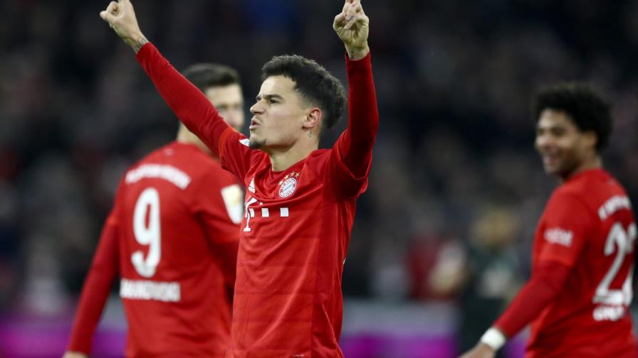 Cautino firma tripleta y Bayern sonríe en la Bundesliga