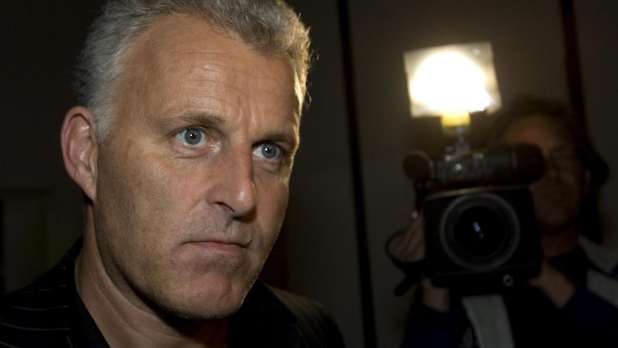 Muere baleado periodista holandés de la crónica policial