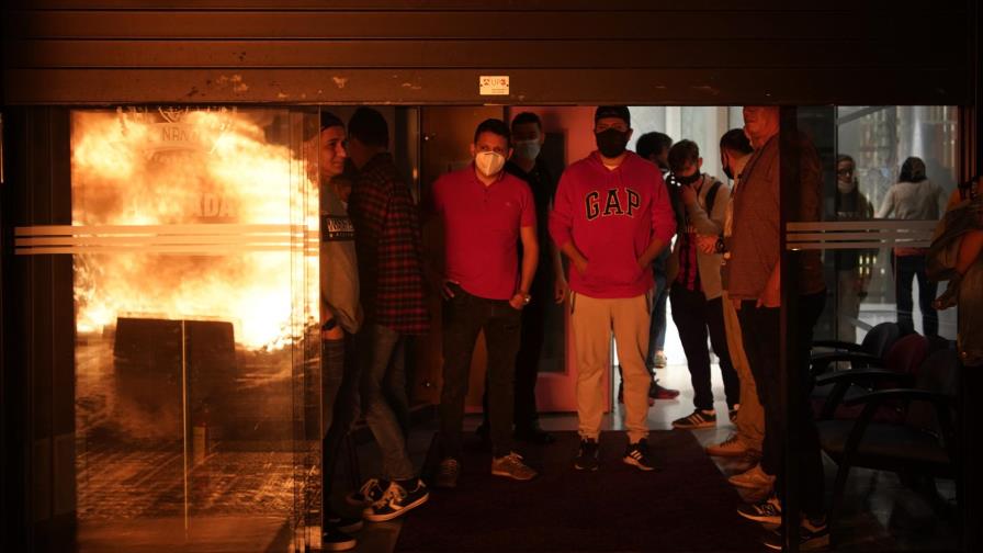 Cataluña votará a su nuevo líder regional el 14 de febrero