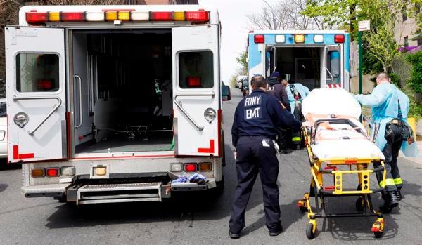 Nueva York registra menos de 200 muertes por COVID-19 por segundo día seguido