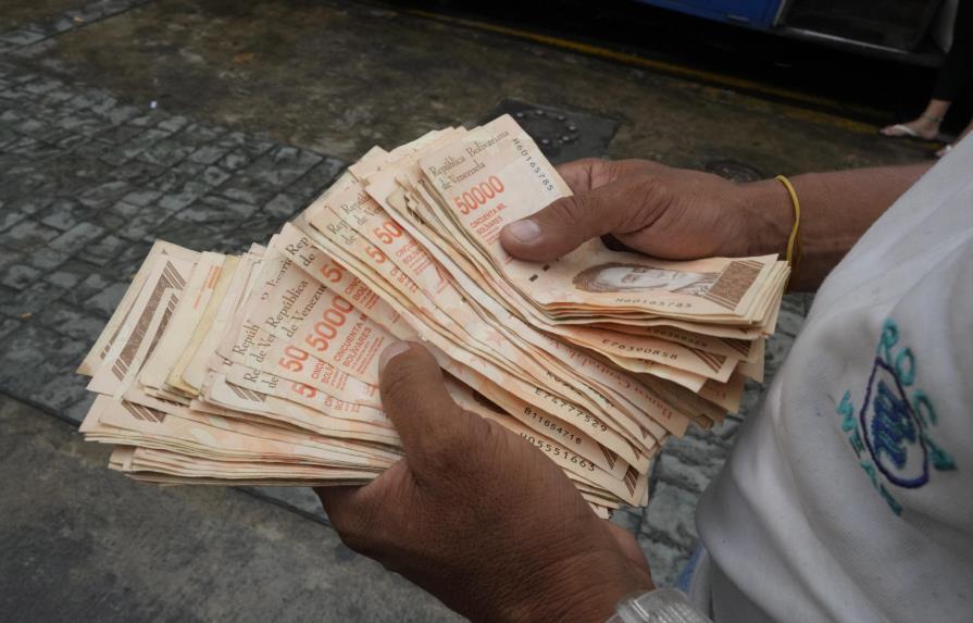 Venezuela introduce nueva moneda con seis ceros menos
