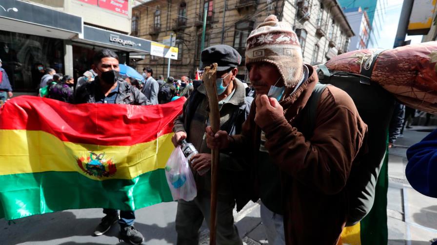 Boliviano llega a La Paz tras caminar 65 días para devolución de sus aportes