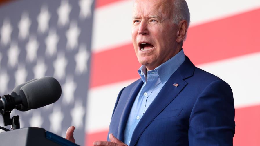 Biden ordenará la vacunación obligatoria de todos los empleados federales