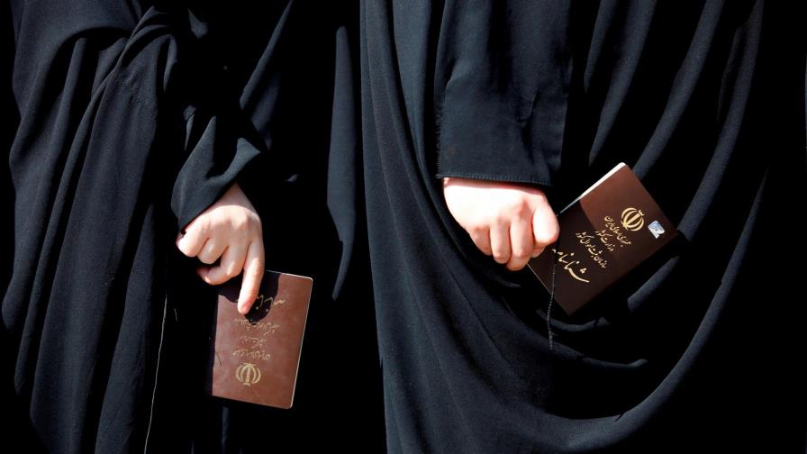 Los conservadores se alzan con los 30 escaños de Teherán, en Irán Los conservadores se alzan con los 30 escaños de Teherán, en Irán