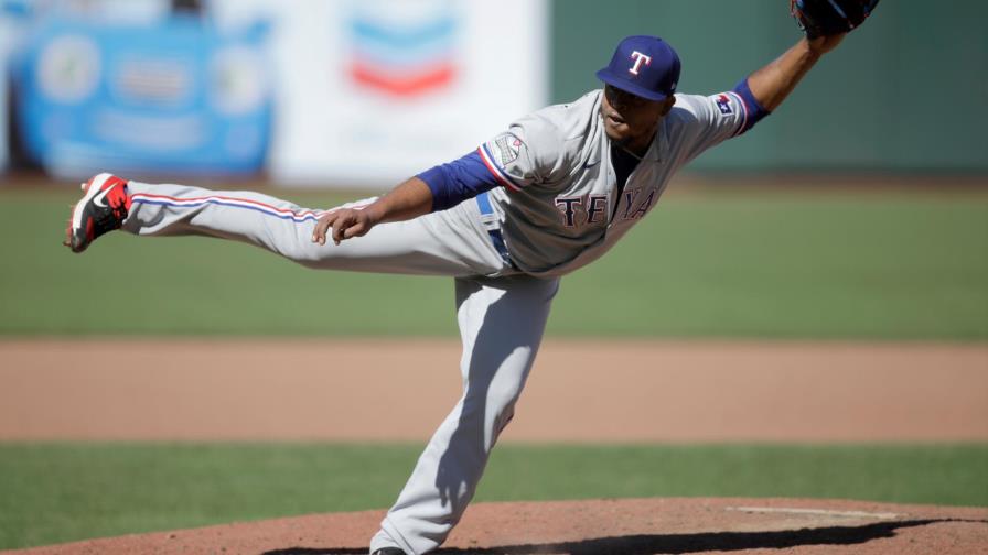 Rangers aprovechan mala labor de bullpen de Gigantes Rangers aprovechan mala labor de bullpen de Gigantes