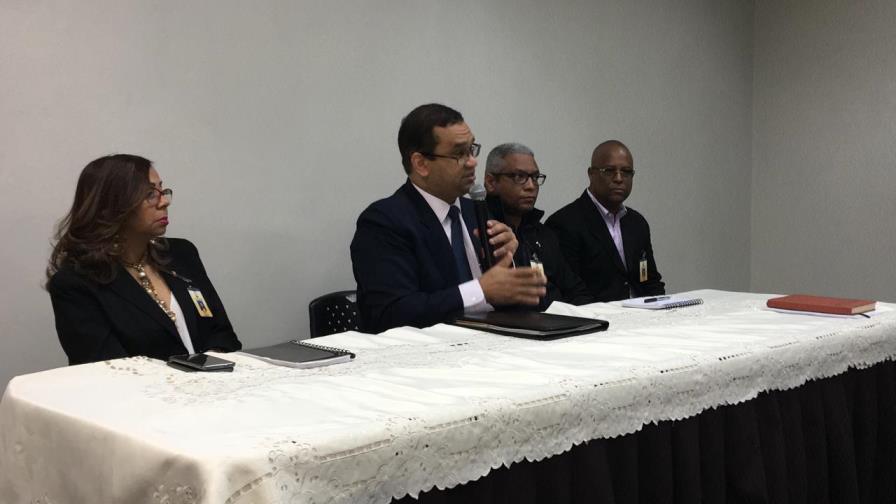 JCE ya cuenta con un 60% del personal colegios electorales