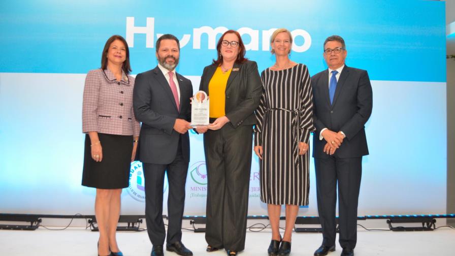 Humano Seguros recibe sello de oro de Igualando RD