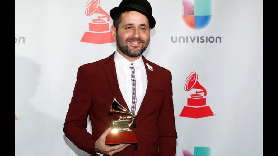 El exintegrante de Calle 13 Eduardo Cabra lanza su primer EP en solitario