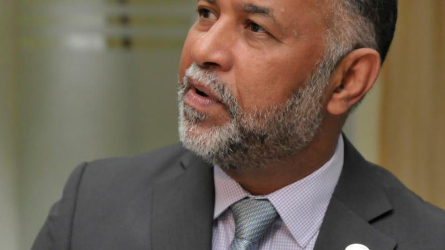 Eduardo Hidalgo se perfila como el ganador de las elecciones de la ADP