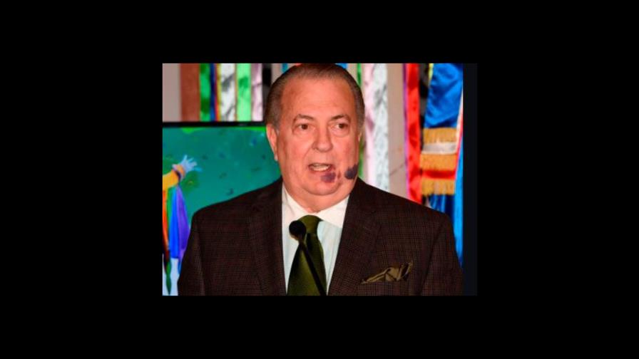 Selman explica su planteamiento que despojaría de terrenos al Parque Mirador Sur