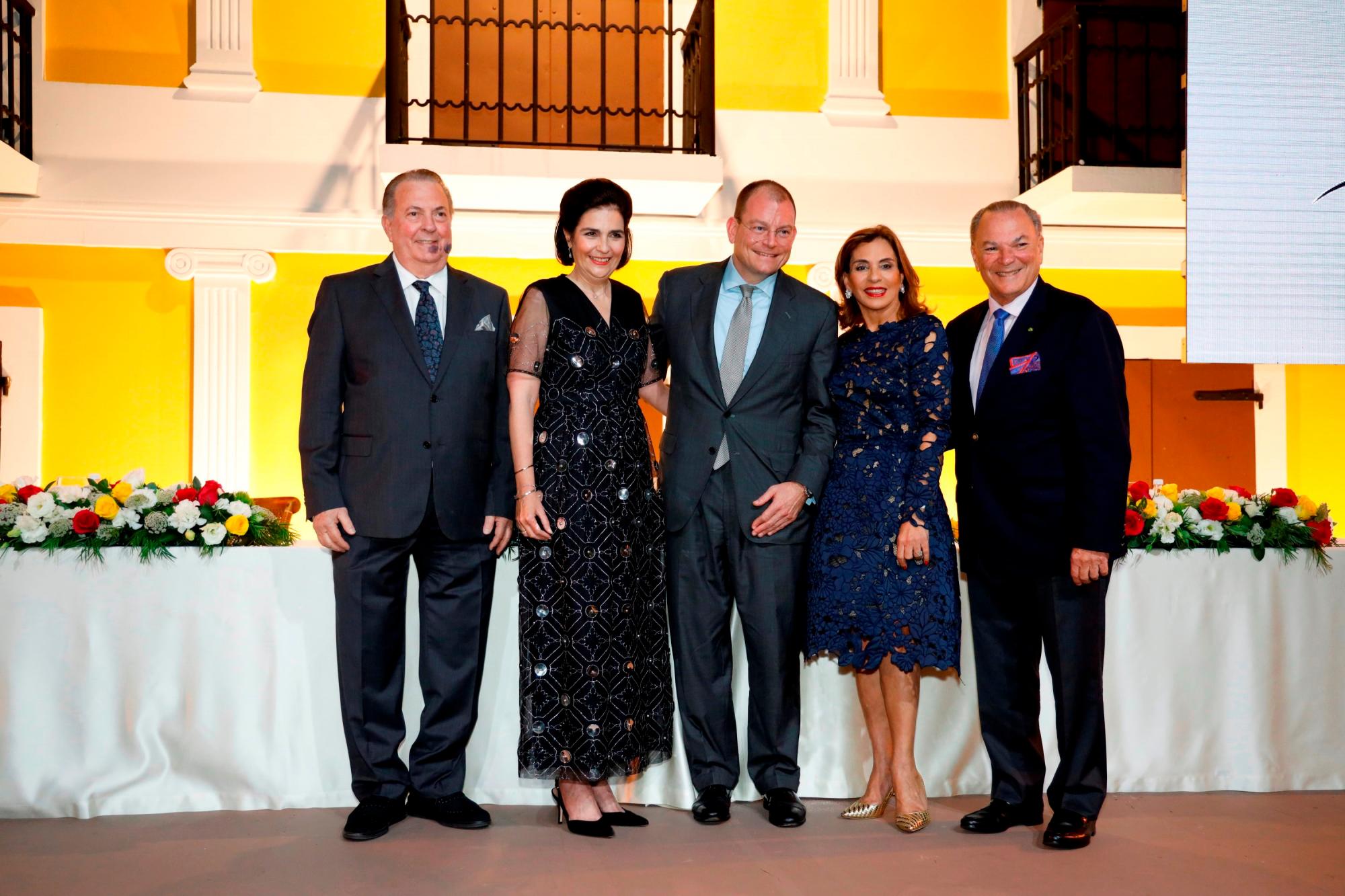 Eduardo Selman, María Amalia León de Jorge, Alex Bolen, Haydée Kuret de Rainieri y Frank Rainieri