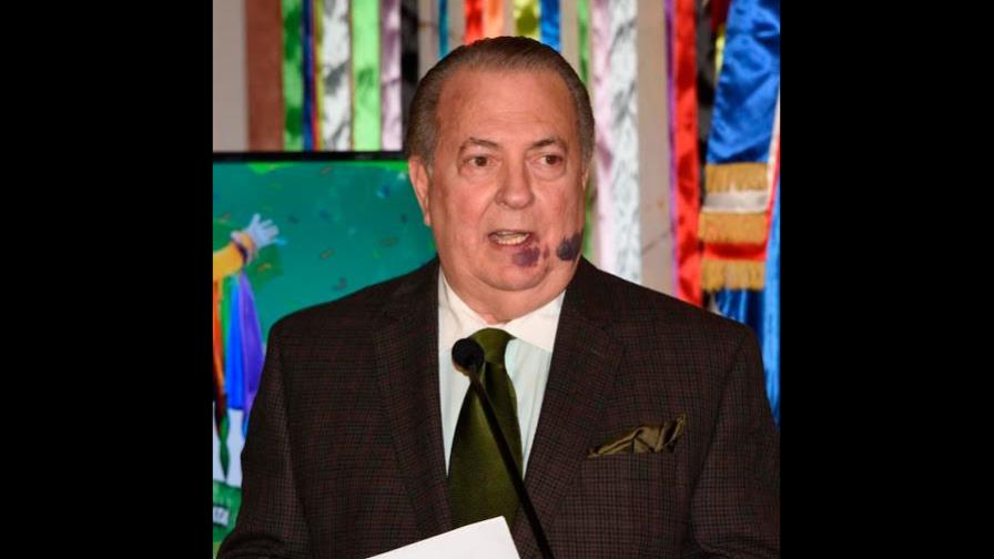 El ministro de Cultura expresa su pesar por la muerte de Víctor Víctor 