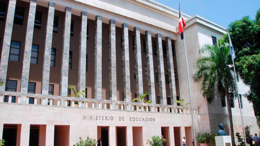 Minerd dice va bien concurso de oposición docente Minerd dice va bien concurso de oposición docente