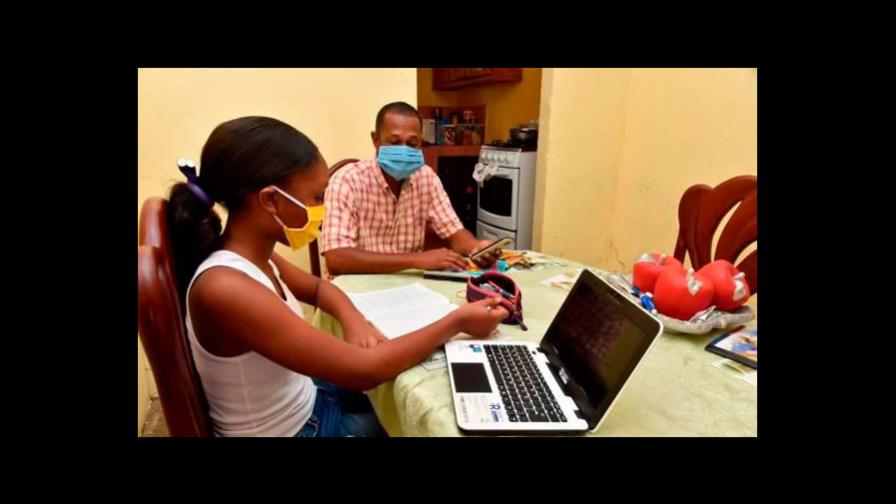 Buscan dotar de Internet a hogares y escuelas para impulsar la educación virtual 