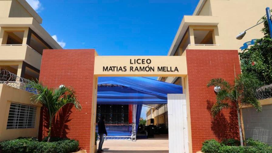 Presidente Medina inaugura 19 centros educativos y tres estancias infantiles Presidente Medina inaugura 19 centros educativos y tres estancias infantiles