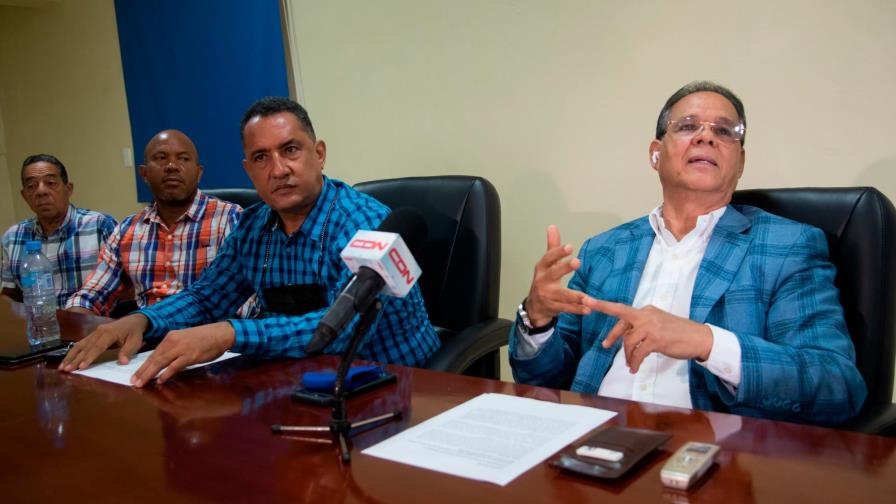 Transportistas del Cibao dicen no aguantan más altos costos operacionales