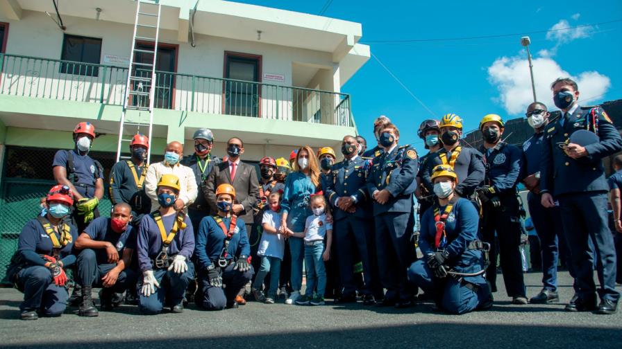 Bomberos del Distrito Nacional celebran 93 años de fundadación
