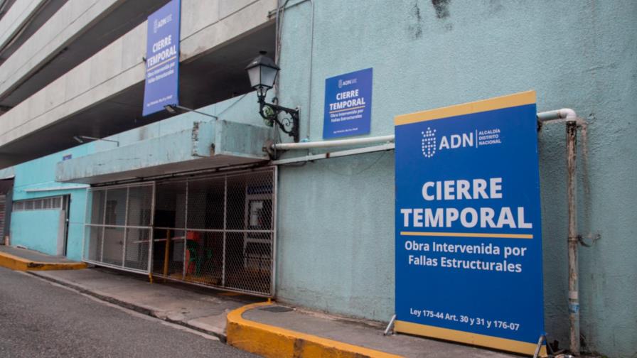 Incierto inicio de trabajos en el parqueo de la calle José Reyes