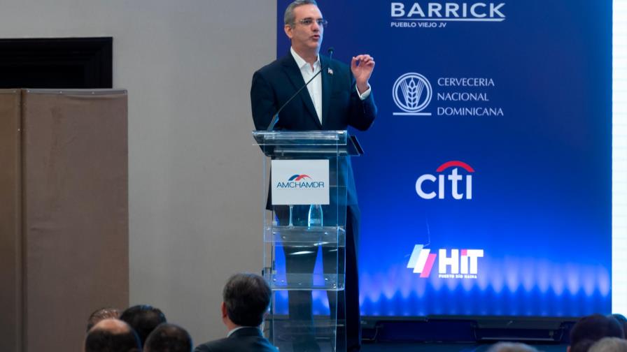 Abinader garantiza que no le van a faltar recursos al Ministerio Público 