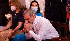 "Yo hubiera querido mucho m&aacute;s pero la pandemia nos limita", lamenta Abinader