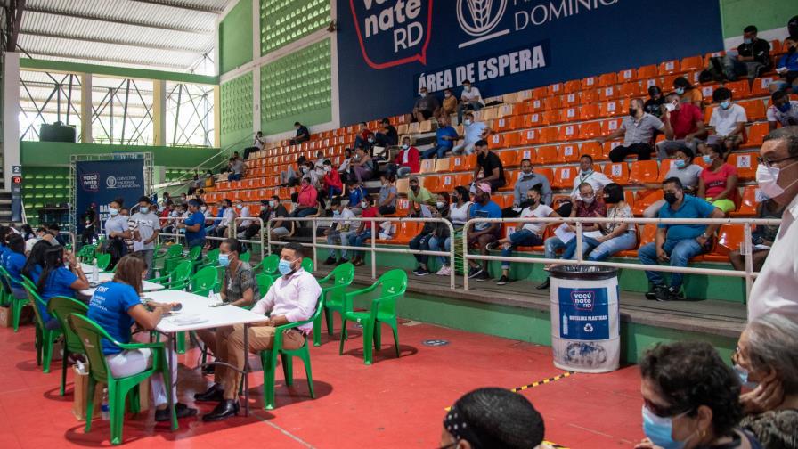 Salud Pública informa cuáles centros de vacunación cuentan con segunda dosis de AstraZeneca