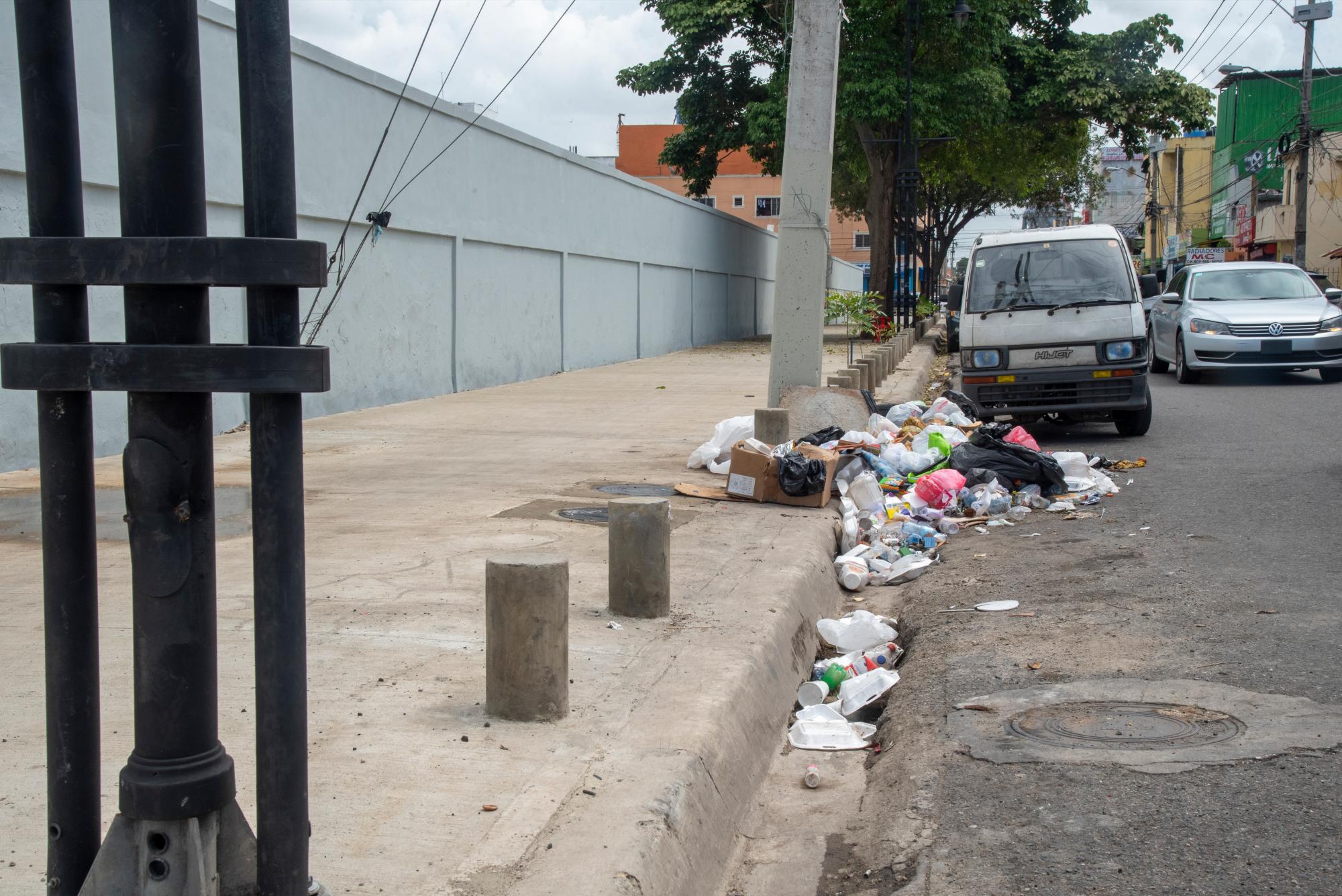 La gente no respeta la recuperación del lugar para depositar residuos sólidos