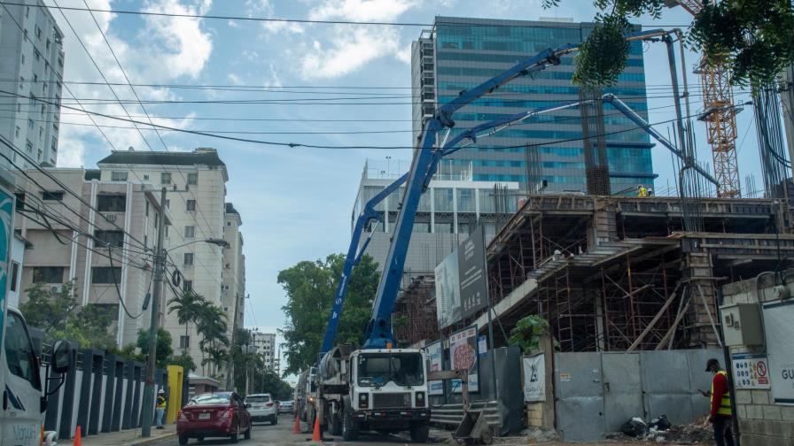 Vecinos de Piantini en zozobra por contaminación sónica