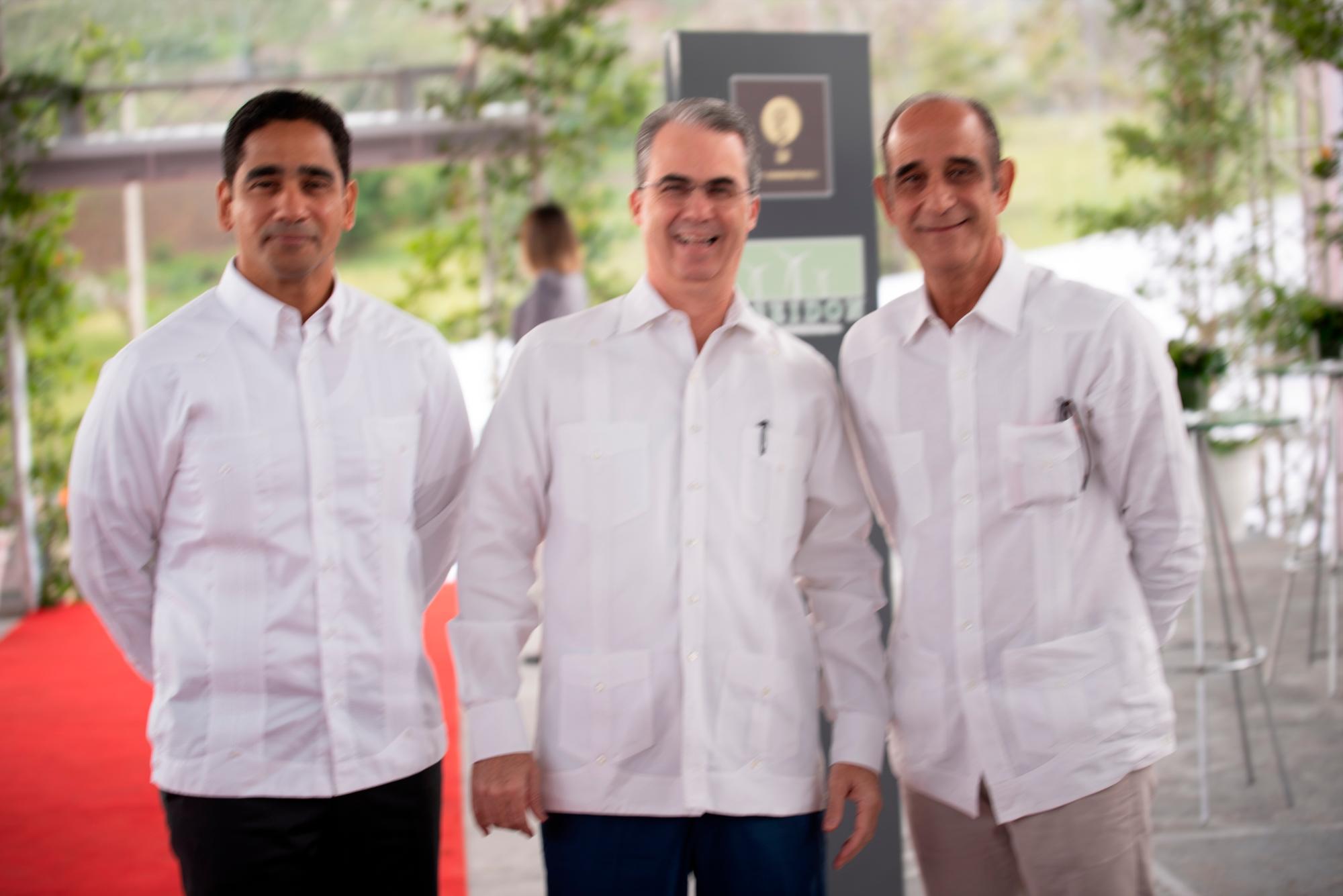 Edward Baldera, Rene Grullon y Felix Hermida.