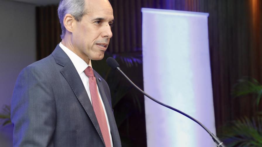 AES apadrinará el consumo de electricidad de cinco hospitales