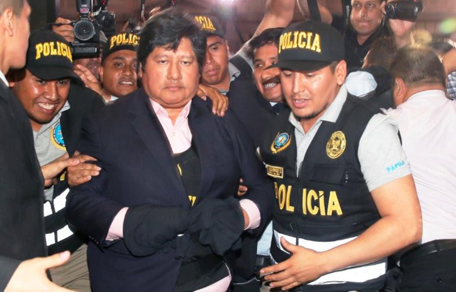 Ordenan 18 meses de cárcel para presidente de fútbol peruano