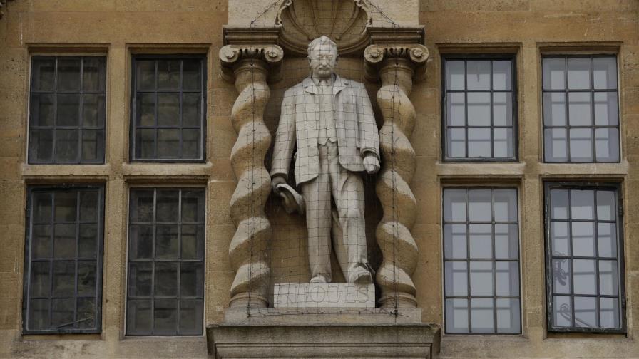 Escuela de Oxford mantendrá estatua en honor a imperialista