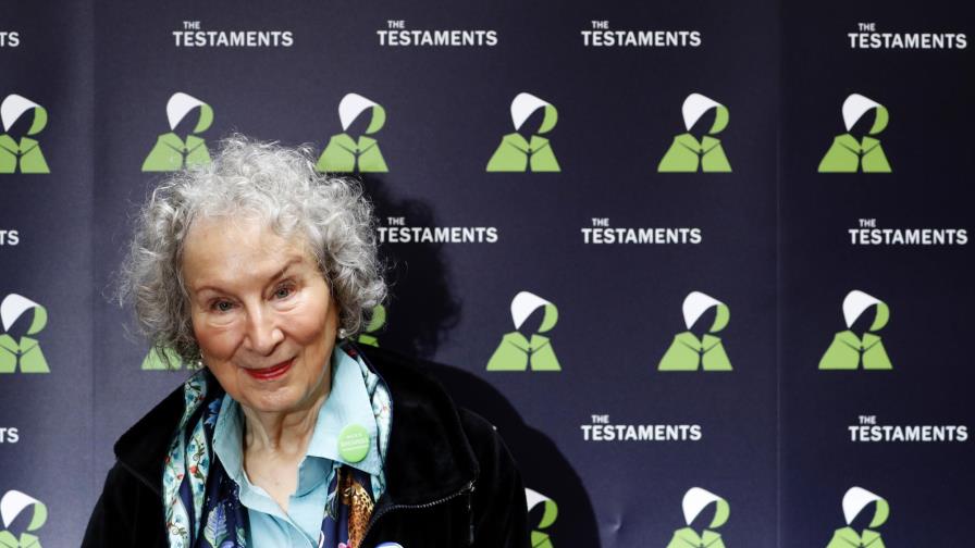 Atwood y Evaristo ganan Premio Booker