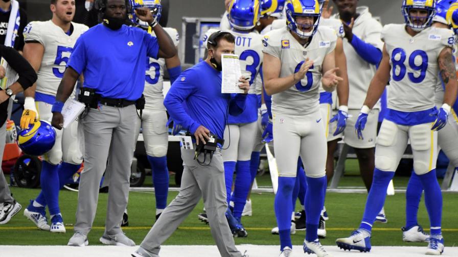 NFL pide a equipos cumplir normas de uso de protector facial