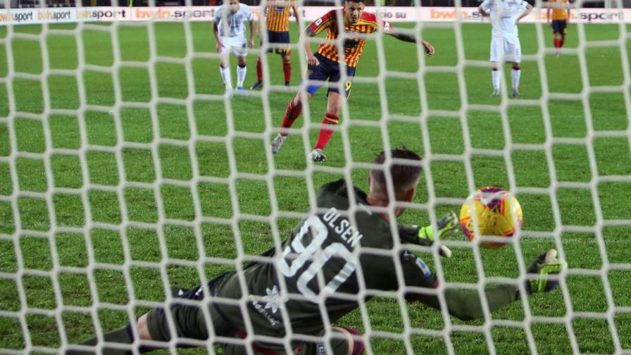 Cagliari desperdicia ventaja de 2 goles y empata con Lecce Cagliari desperdicia ventaja de 2 goles y empata con Lecce